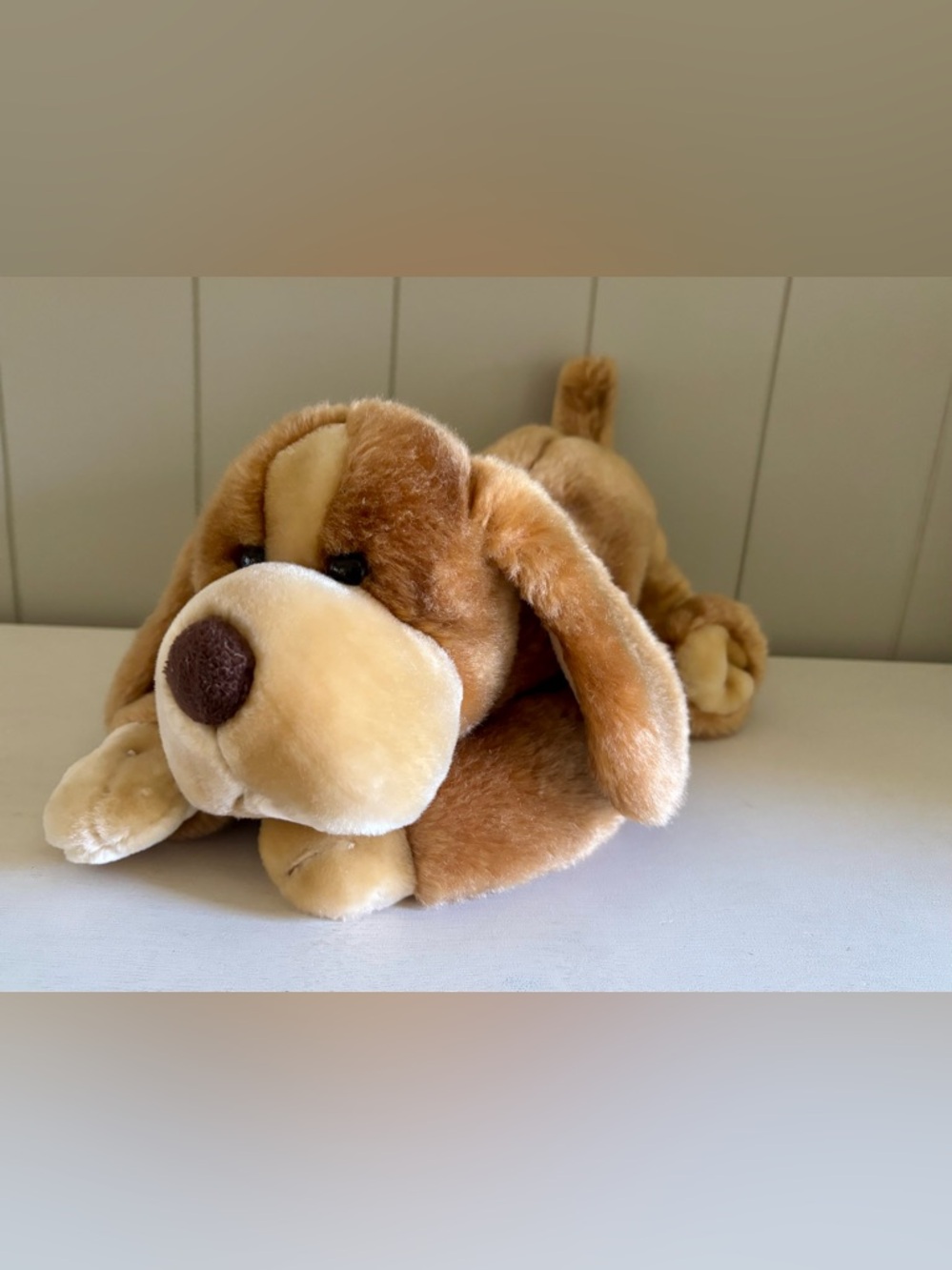 Vintage 2000 Toys R Us Animal Alley Laying Brown Darby Puppy Dog Large Plush 14”